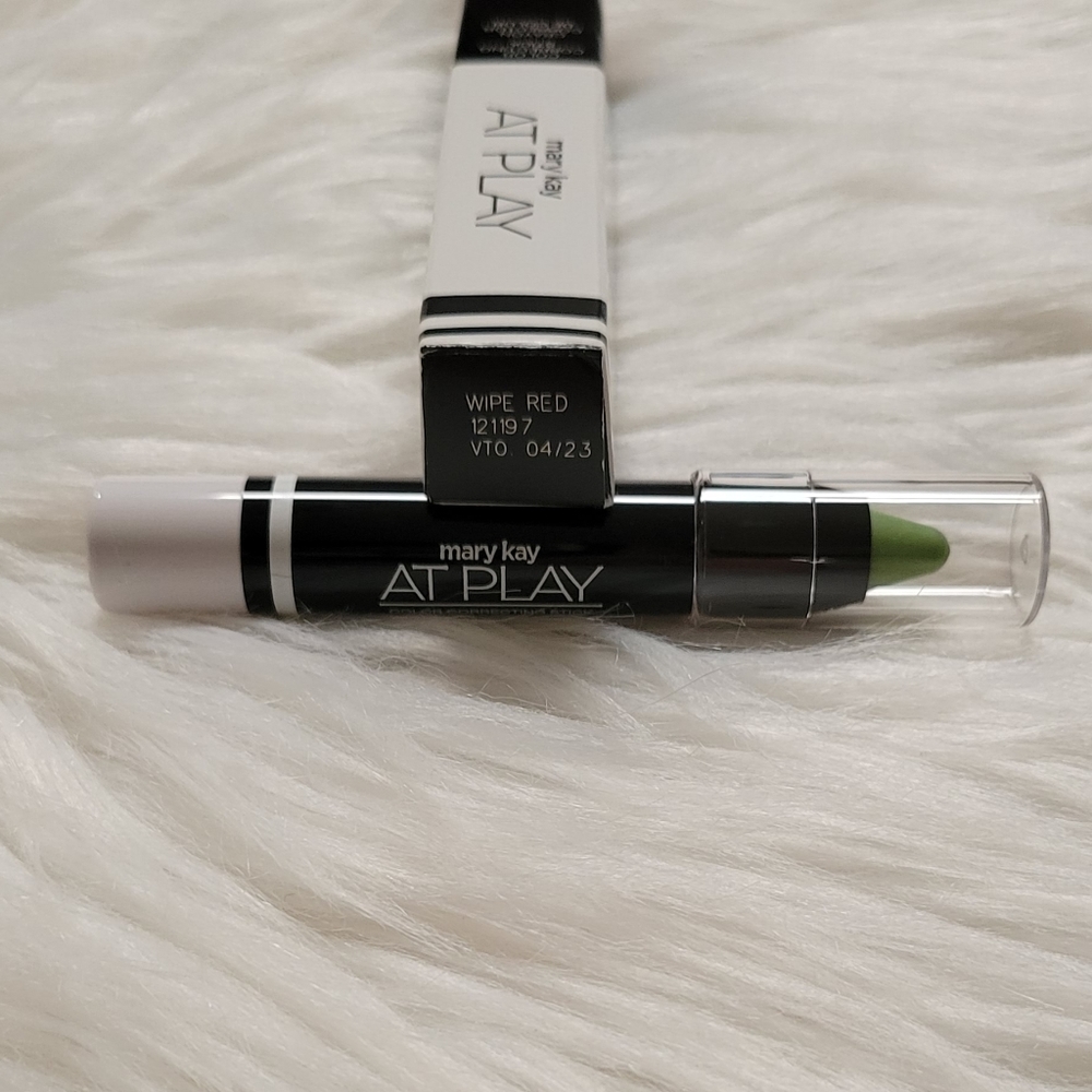 MK At Play Color Corrector